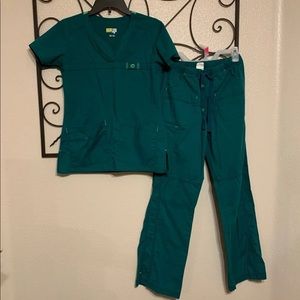 WonderWink wonderflex scrub set XS